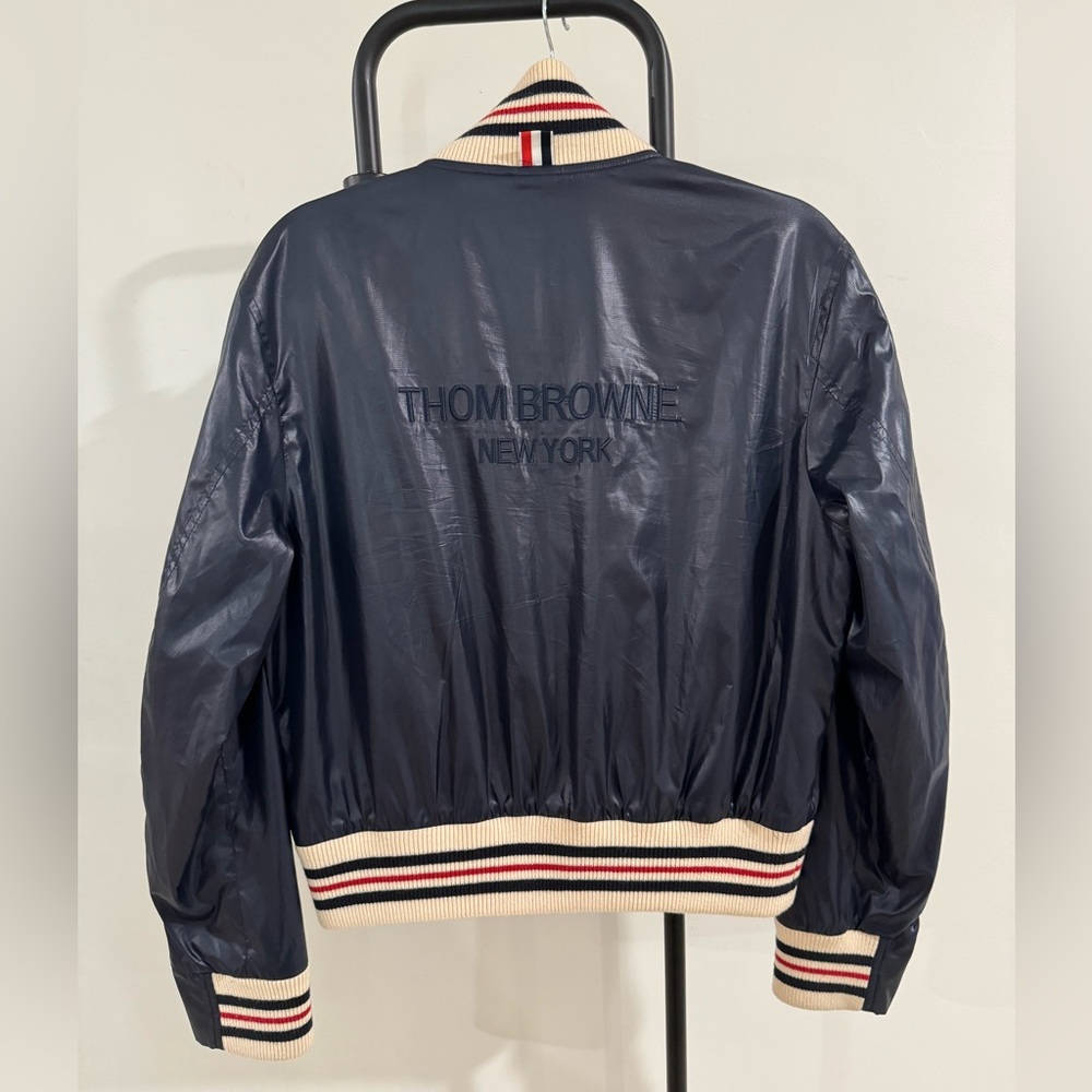 Those browne bomber jacket - Picture 5 of 6